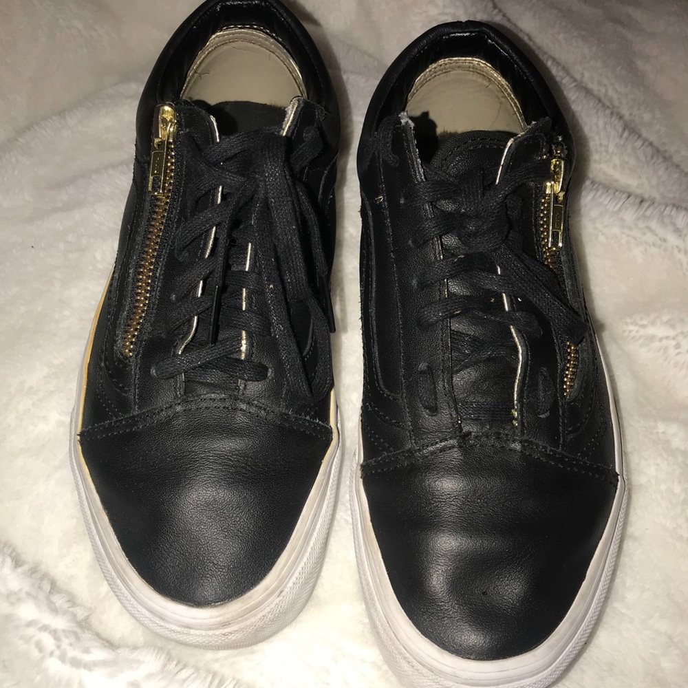 Vans slip on